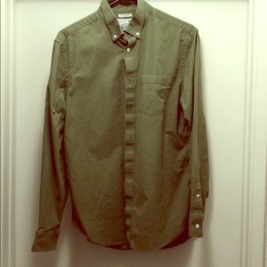 Green button down